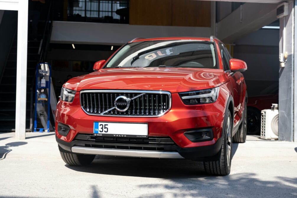 ボルボ　XC40