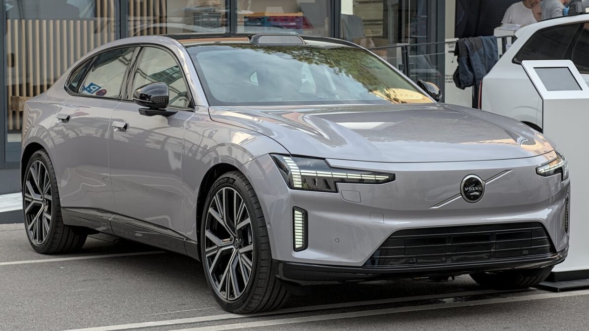 SDV対応ボルボ3モデルを比較EX90・ES90・EX60