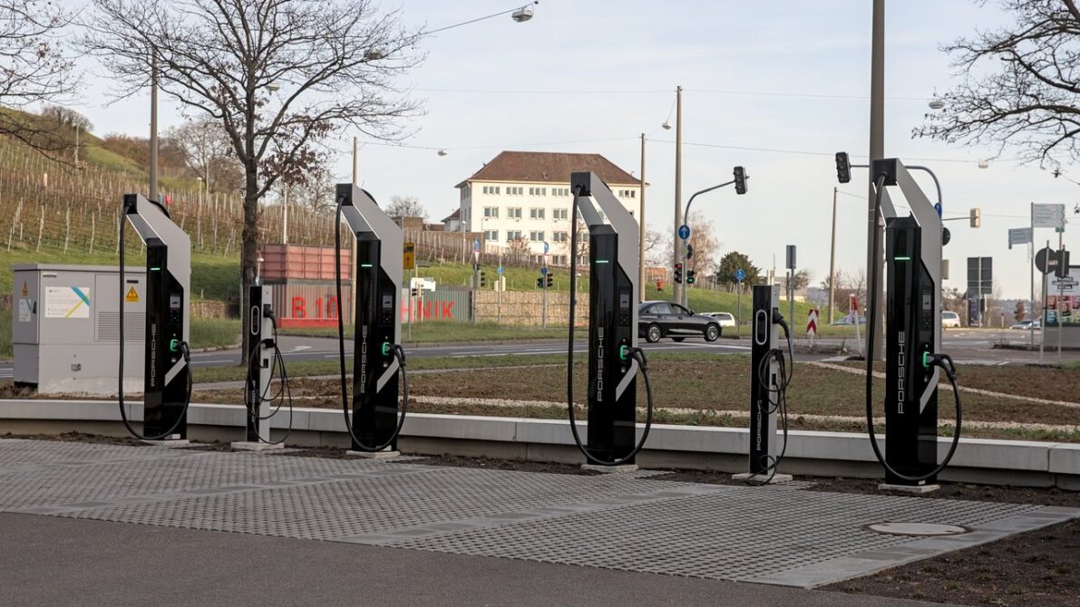 EX30のバッテリー基礎知識