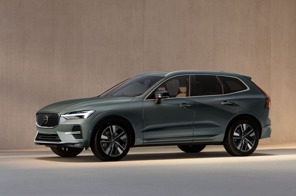 XC60 Plus B5 AWD Selection